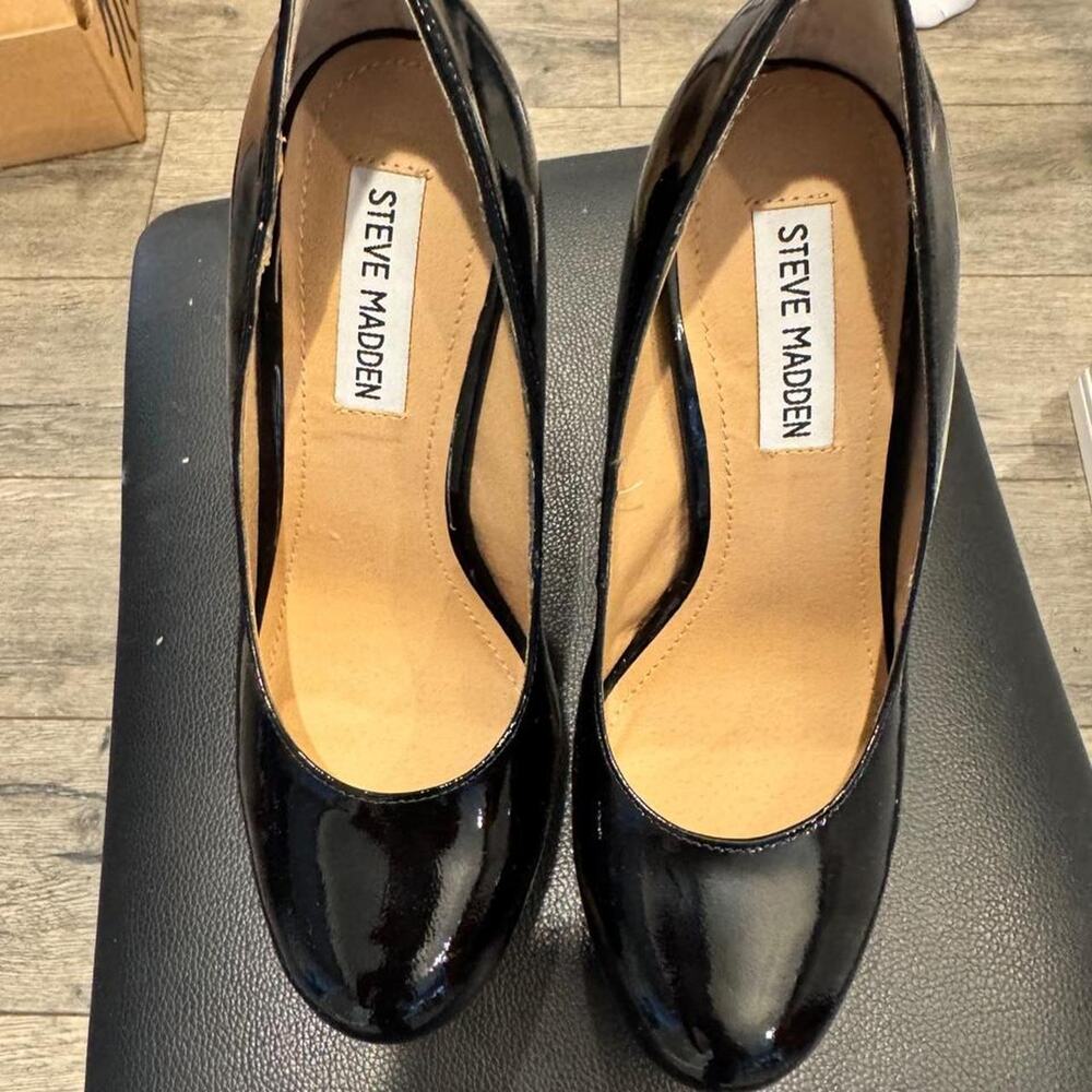 Steve madden black patent leather